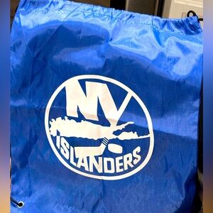 NWOT NY Islander Lite Backpack